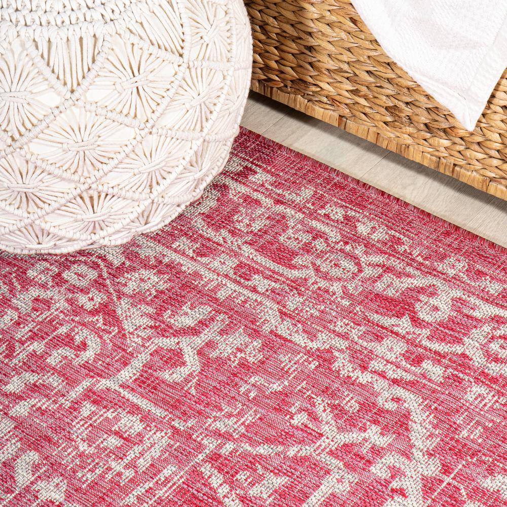 Fuchsia and Light Gray 9' x 12' Bohemian Medallion Rug