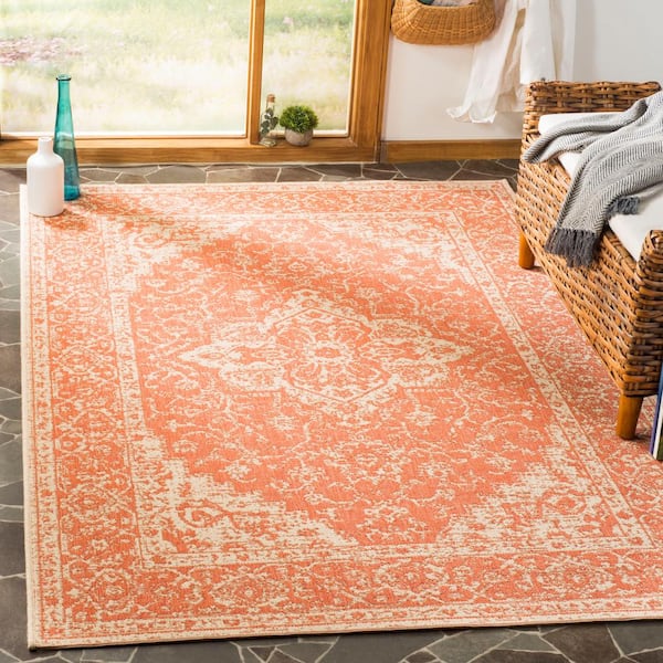 Linden Rust/Cream 4 ft. x 6 ft. Border Antique Medallion Area Rug