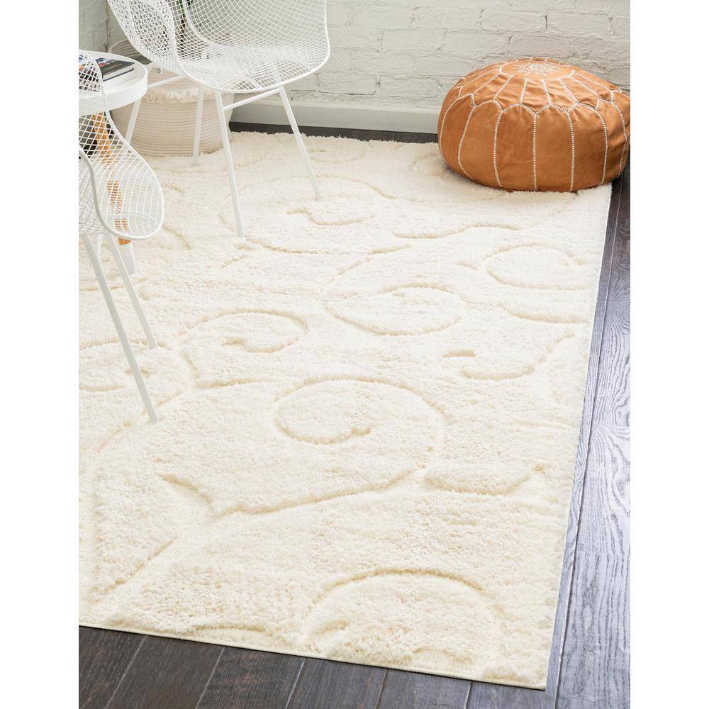 Ivory Floral Shag Synthetic 8' x 10' Easy Care Rug