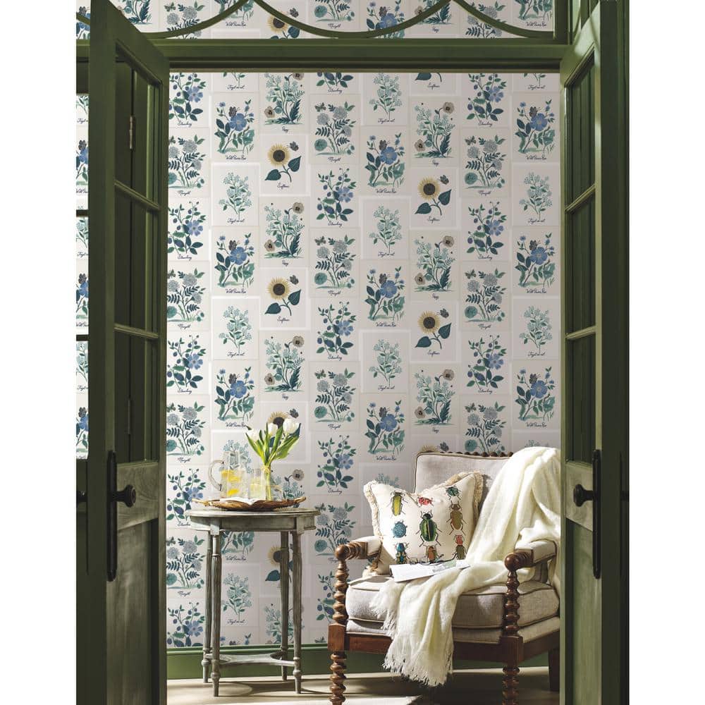 White and Blue Botanical Floral Non-Pasted Wallpaper