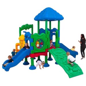 Discovery Center Commercial Playground 4 Deck with Roof Ground Spike Mounting