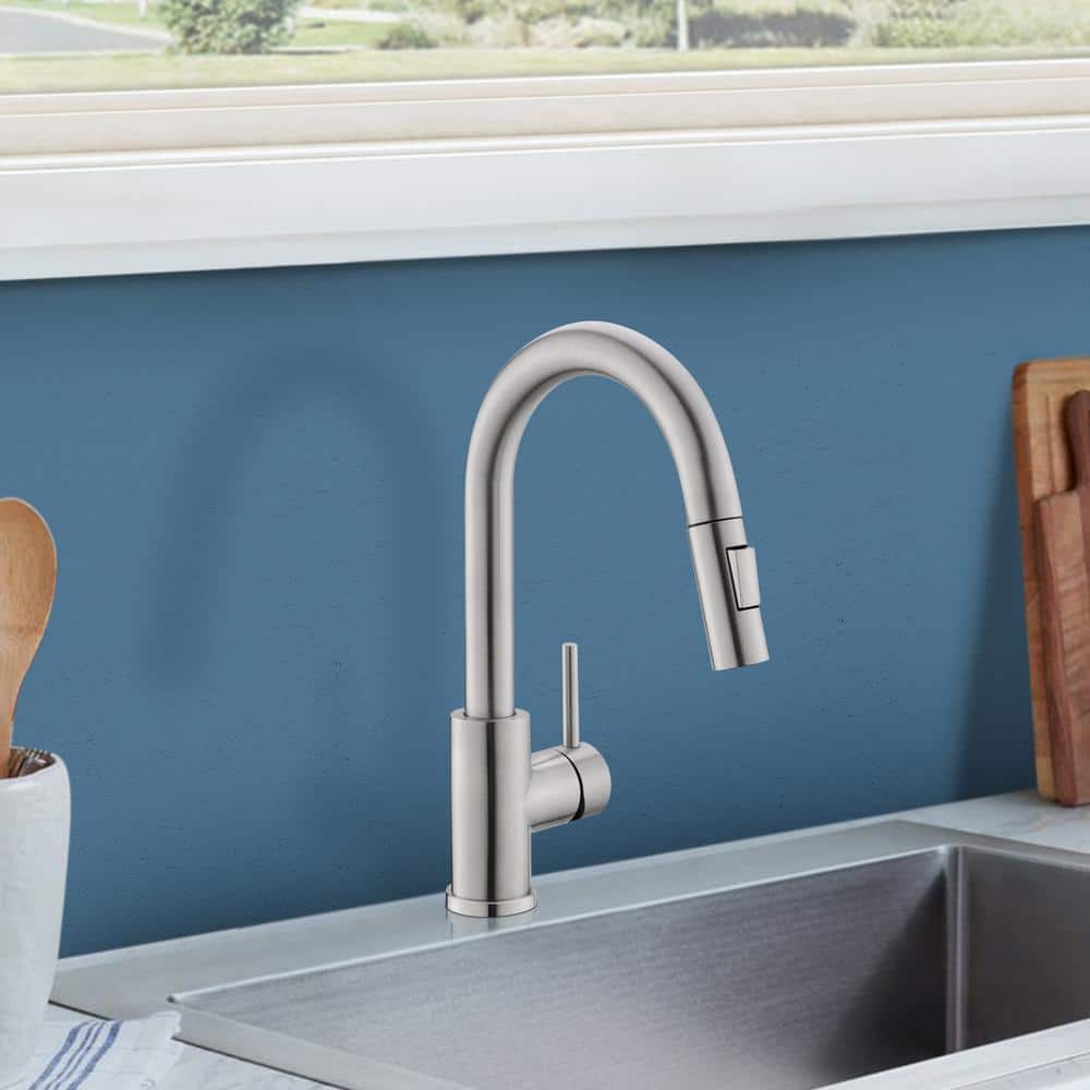 Brushed Nickel Single Handle Pull-Out Spray Kitchen Faucet