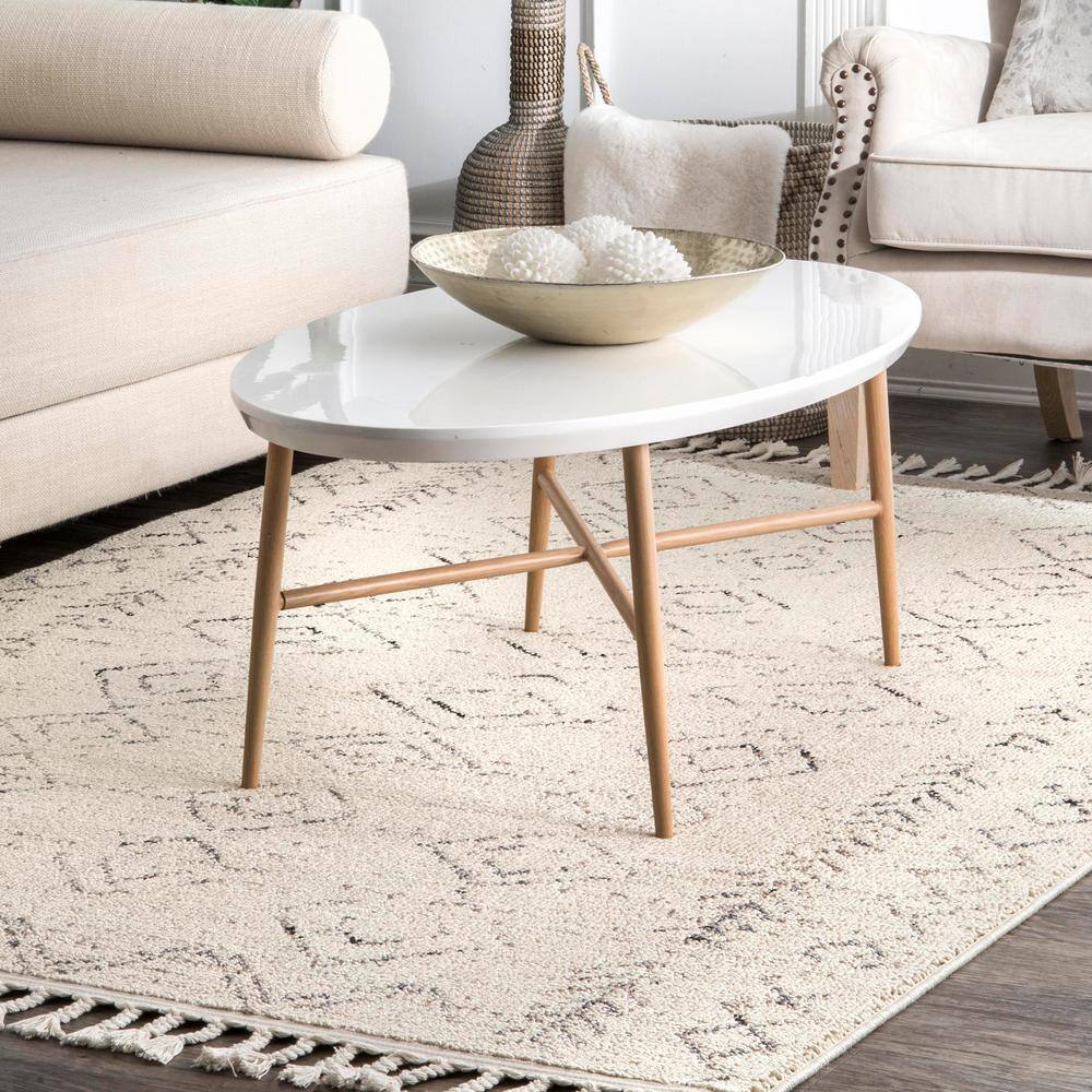 Ivory Geometric Braided 4' x 6' Easy-Care Polypropylene Rug