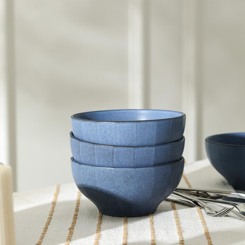 Blue Ceramic 16-Piece Minimalist Dinnerware Set for 8