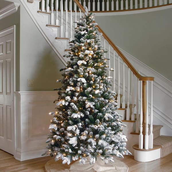 6-1/2 ft. Feel Real Everest Fir Medium Hinged Tree with 350 Clear Lights