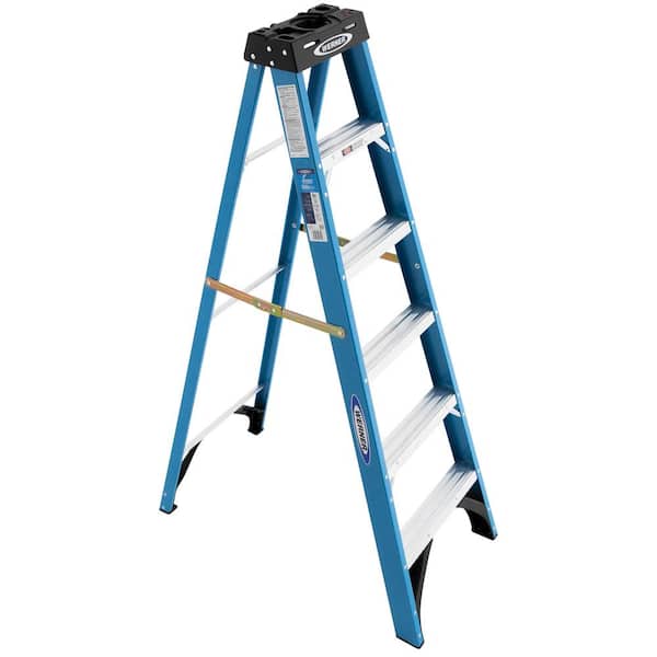 Werner 6 ft. Fiberglass Step Ladder with 250 lb. Load Capacity Type I Duty Rating
