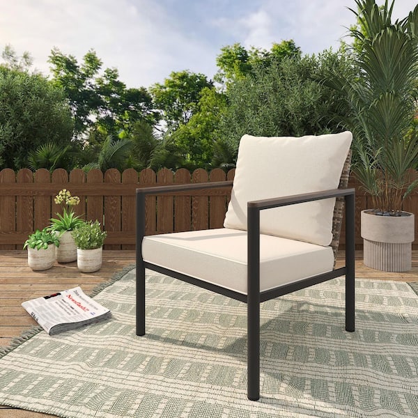 INMITOM Modern Wicker Outdoor Patio Lounge Chair with Comfortable Beige Cushions