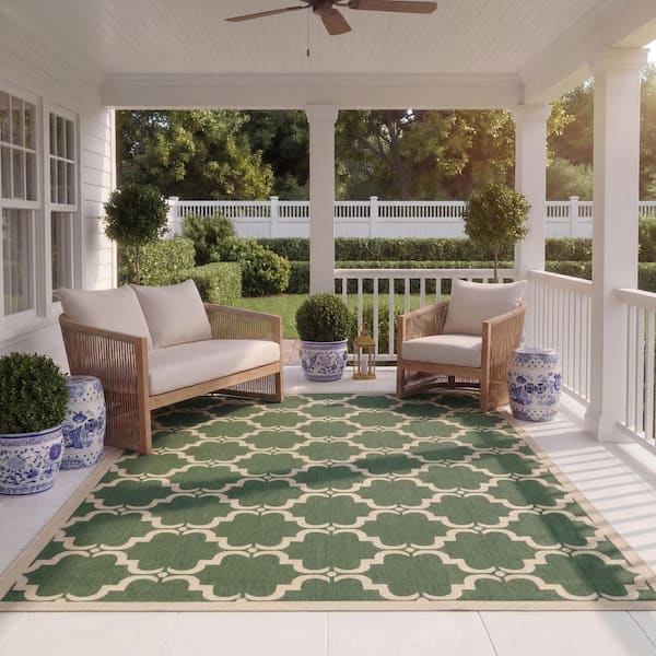 Courtyard Dark Green/Beige 8 ft. x 11 ft. Border Indoor/Outdoor Patio  Area Rug