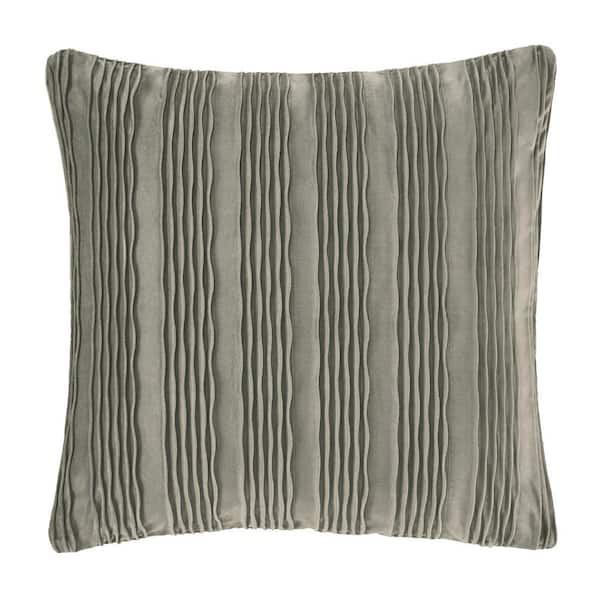 J QUEEN NEW YORK INC Toulhouse Wave Charcoal Polyester 20 in. Square Decorative Throw Pillow Cover 20 x 20 in.