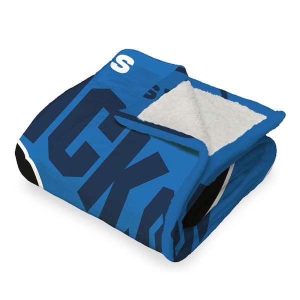 THE NORTHWEST GROUP NBA Mavericks High Block Silk Touch Multicolor Sherpa Throw Blanket