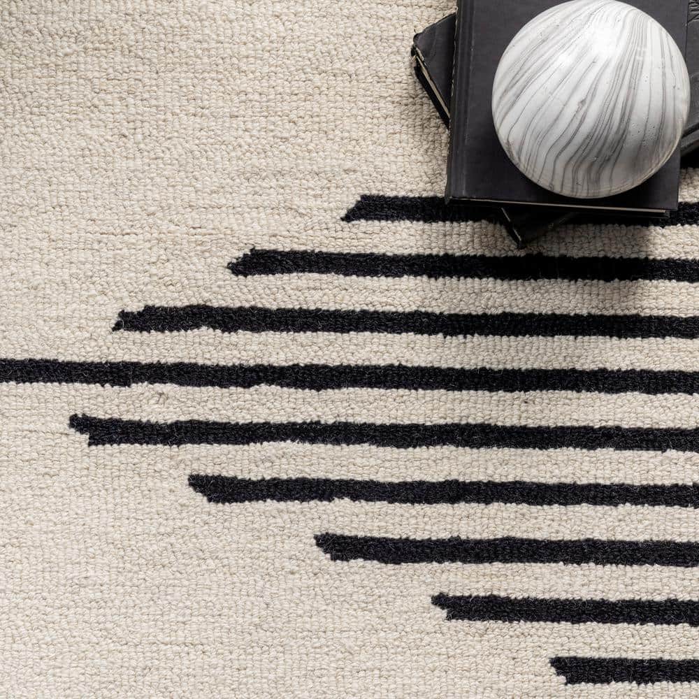Ivory and Black Handmade Wool Runner Rug, 2' x 8'