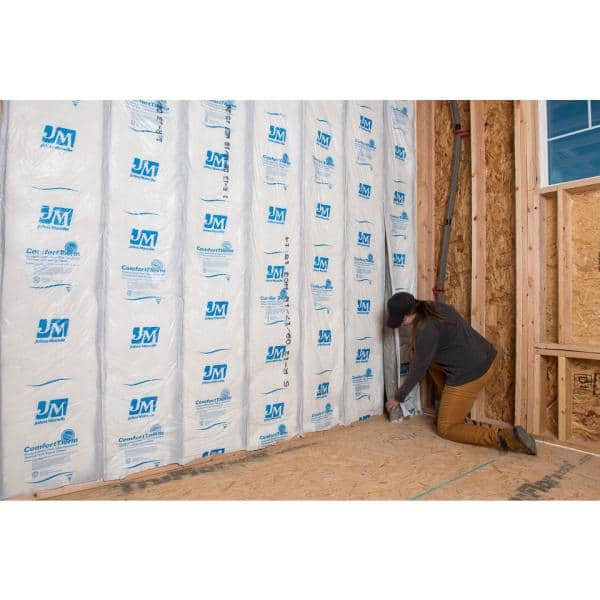 Comforttherm R 13 Poly Faced Fiberglass Insulation Roll 15 In X 32 Ft B011 The Home Depot