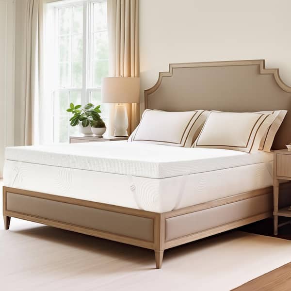 Medium 4 in. King Gel Memory Foam Mattress Topper with Cover, CertiPUR-US and OEKO-TEX
