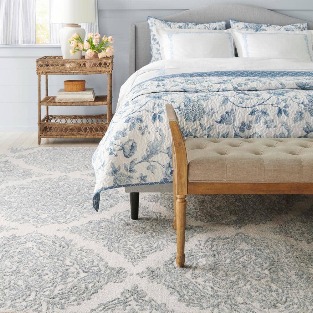 Ivory and Blue Wool Trellis Handmade Tufted Area Rug, 5' x 8'