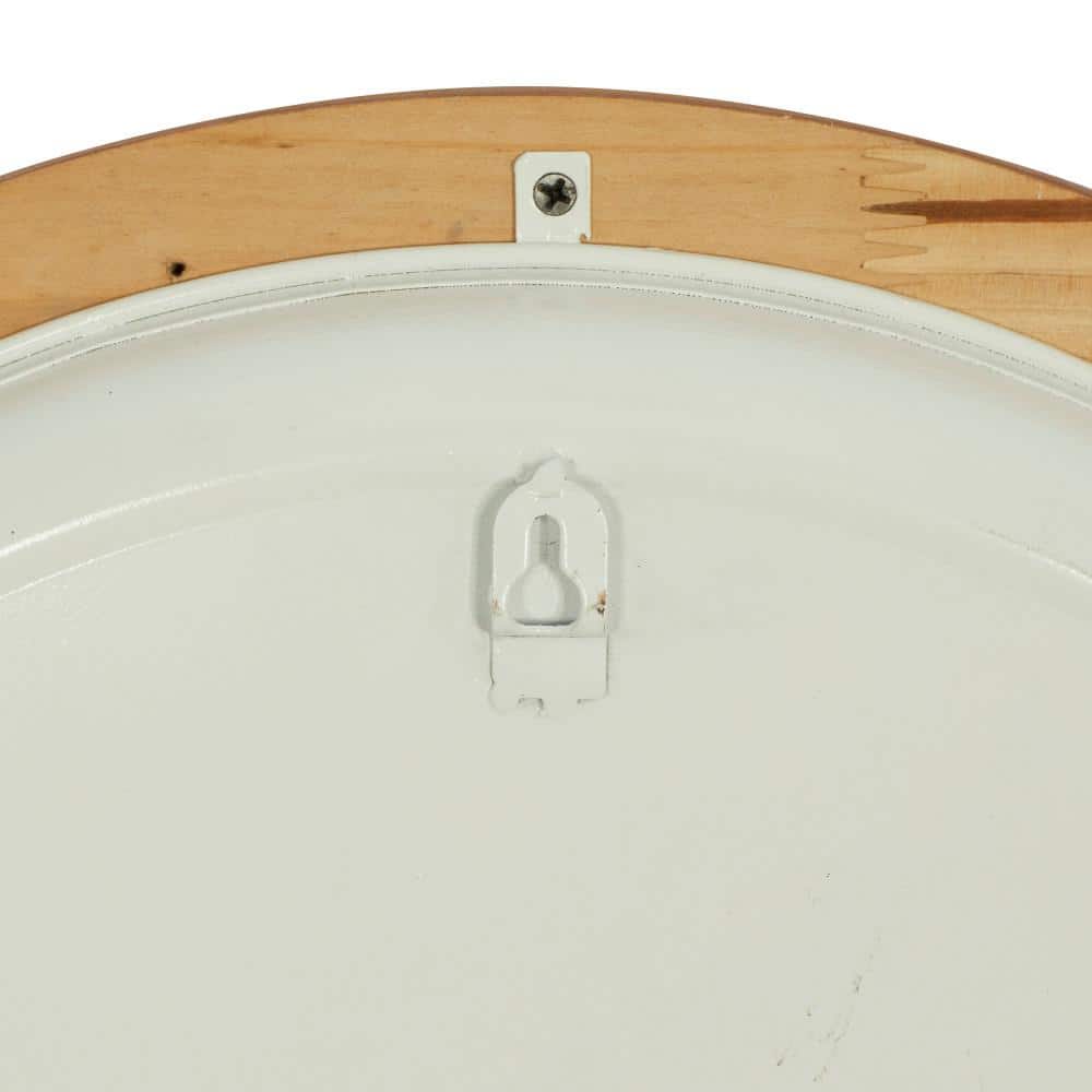 White and Brown Metal and Wood Round Farmhouse Wall Decor