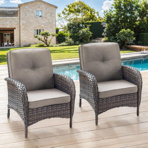 Porch Brown Wicker Outdoor Lounge Chair with Gray Cushions (2-Pack)