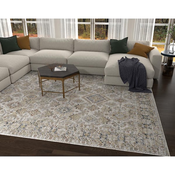 Ivy Ivory/Beige 3 ft. x 5 ft. Vintage Medallion Area Rug