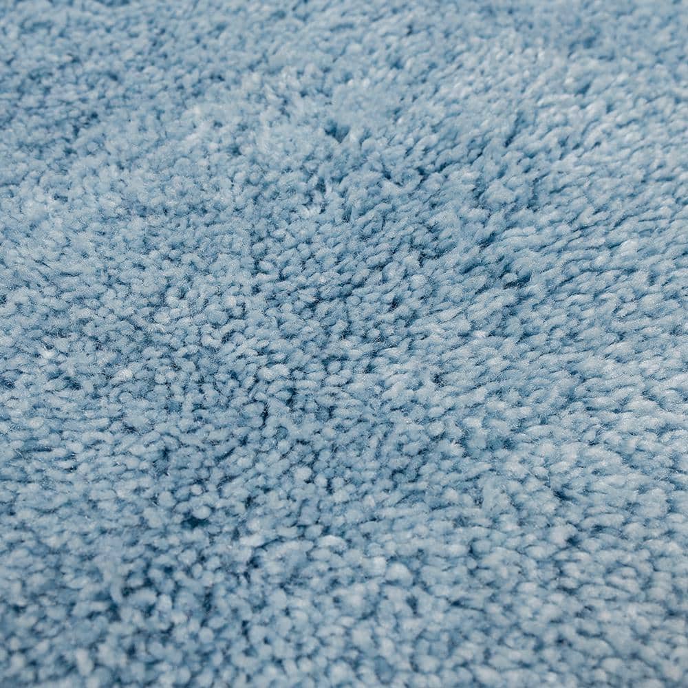 Luxurious Diamond Blue Plush Bath Rug 17" x 24"