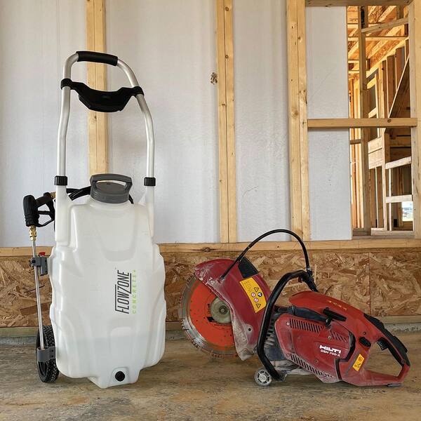 FlowZone® Lithium-Ion Battery Powered Sprayers