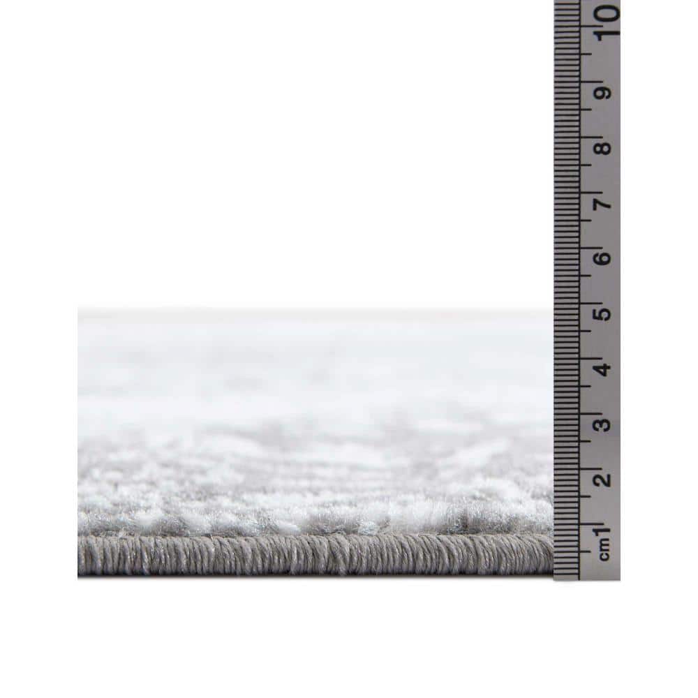 Grand Sofia Gray & Ivory 4'1" x 6'1" Rectangular Easy-Care Rug