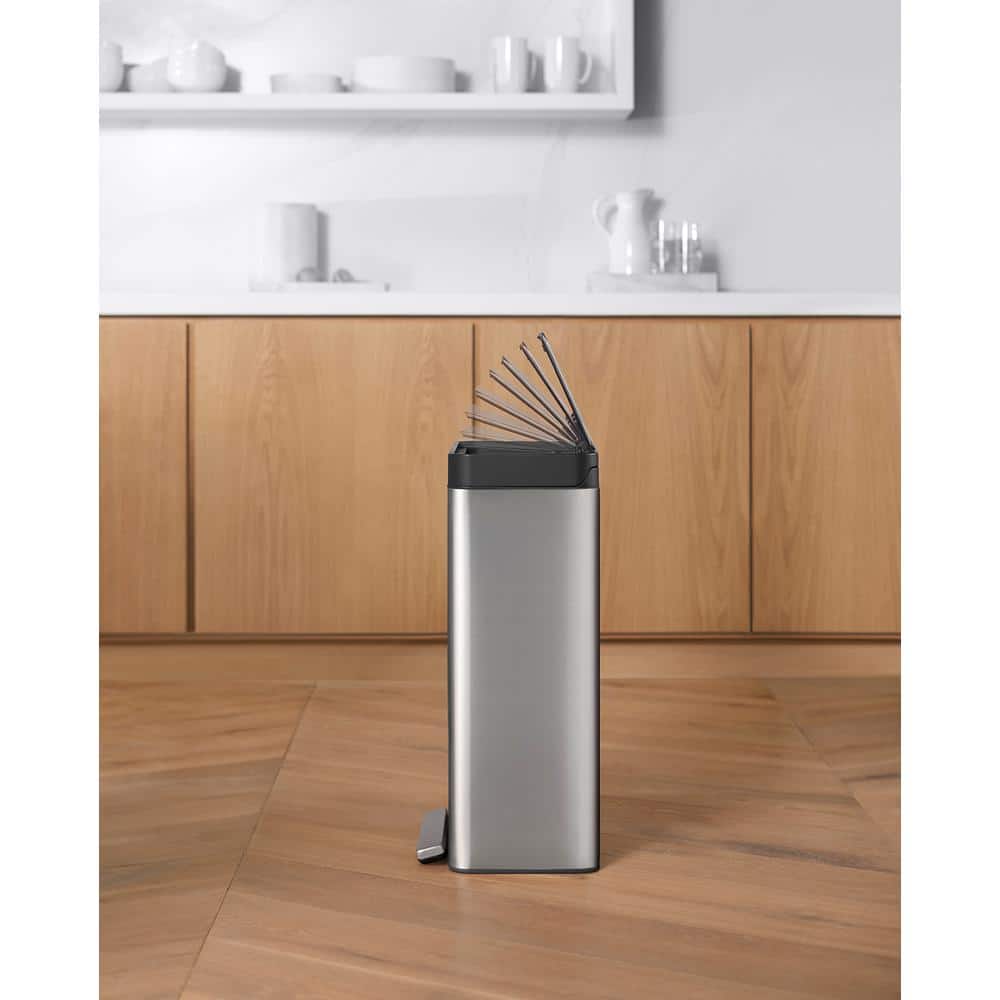 Stainless Steel 8-Gallon Hands-Free Kitchen Step Trash Can