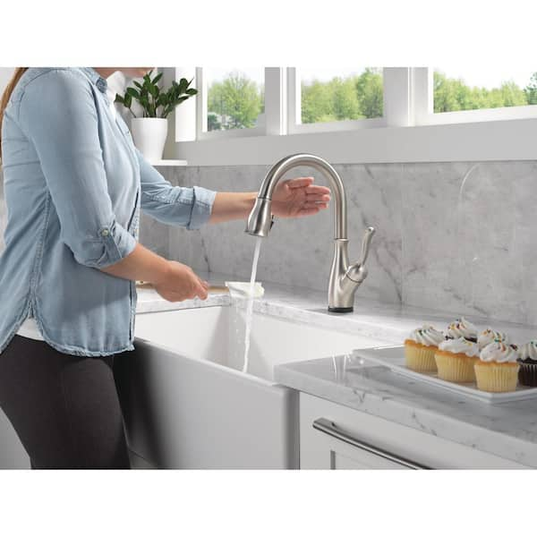 Delta Faucet 9178T-SP-DST Leland outlets SpotShield Stainless Single Handle Pull-Down Ki