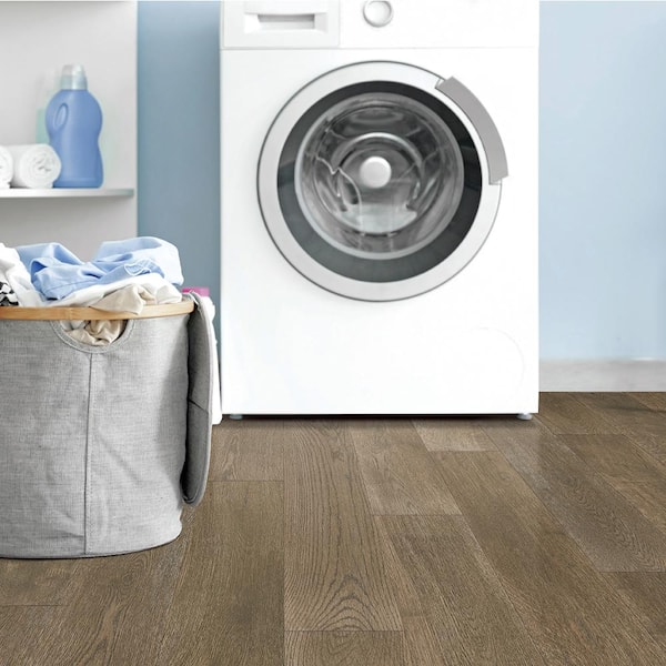 Seneca Lake Oak 2/7 in. T x 6.5 in. W Click Lock Wire Brushed Engineered Hardwood Flooring (19.5 sq.ft./case)
