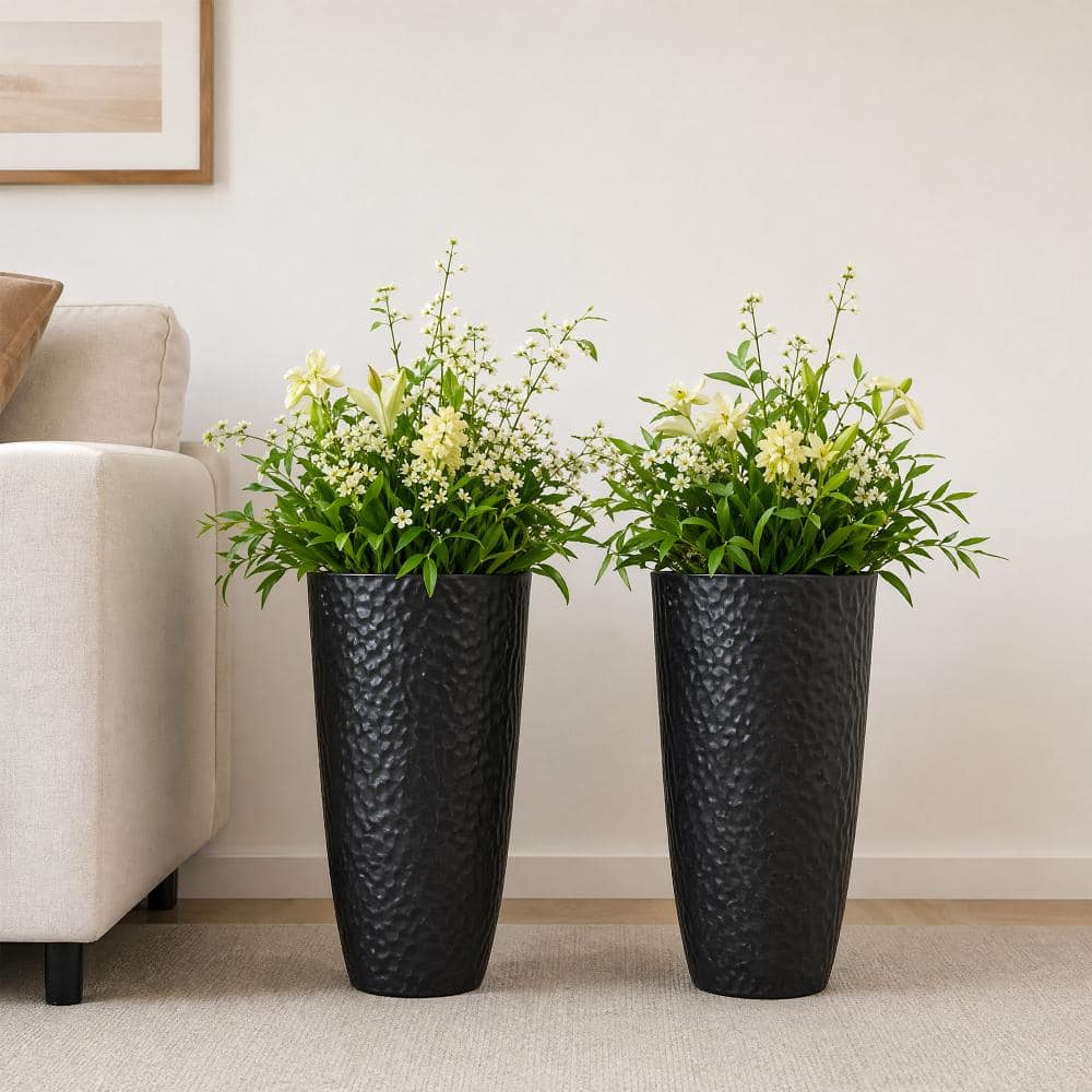 "21.7"" Black HDPE Weather Resistant Outdoor Planter Box (Set of 2)" price history on PriceWatchPro