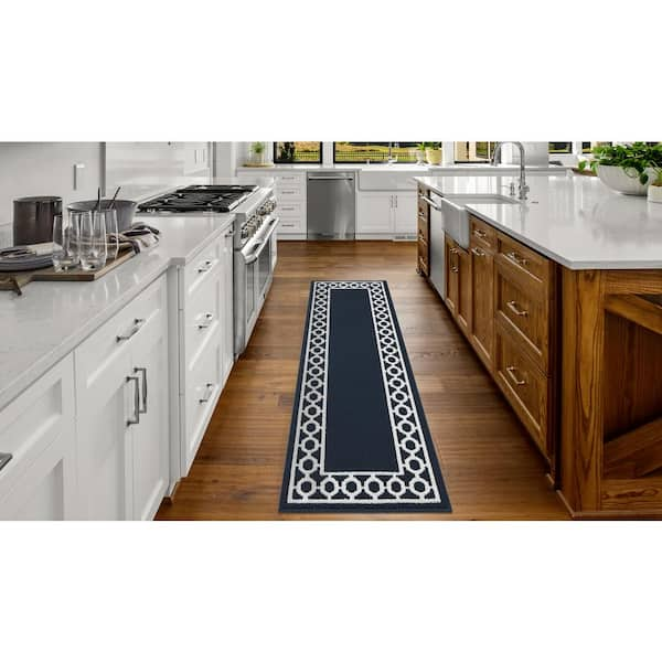 Pauwer Christmas Runner Rug 2x6, Non Slip Hallway Runner Area Rug,  Farmhouse Washable Kitchen Rugs Runner, Throw Rugs Floor Mat Carpet Runner  for Hallway Room Entryway Christmas Door Mat