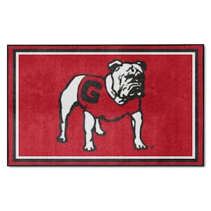 Georgia Bulldogs Red 4 ft. x 6 ft. Plush Area Rug