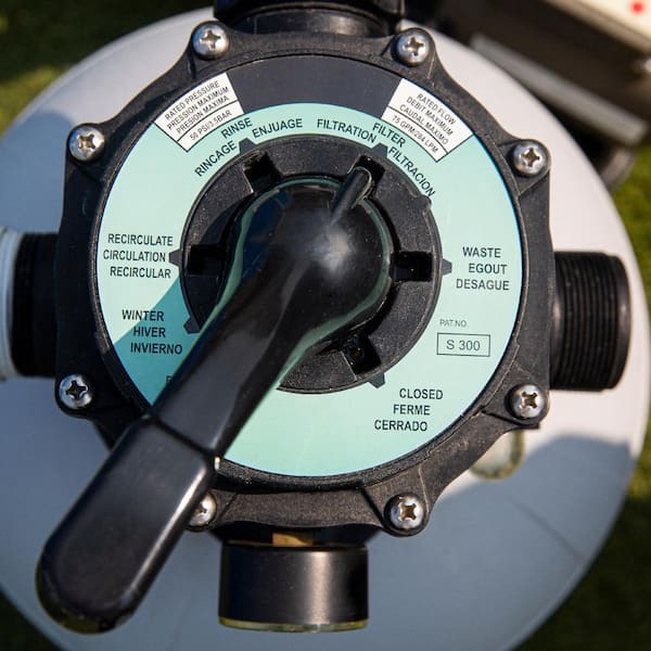 XtremepowerUS 16 Sand Filter System with 3/4 HP 3100 GPH Above