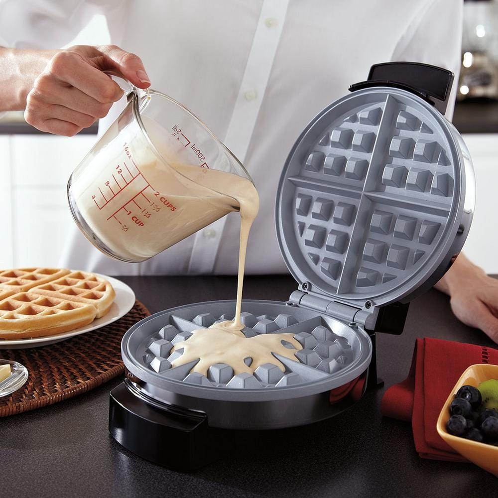 Oster DuraCeramic Single Waffle Chrome Belgian Waffle Maker CKSTWF1502-TECO  - The Home Depot