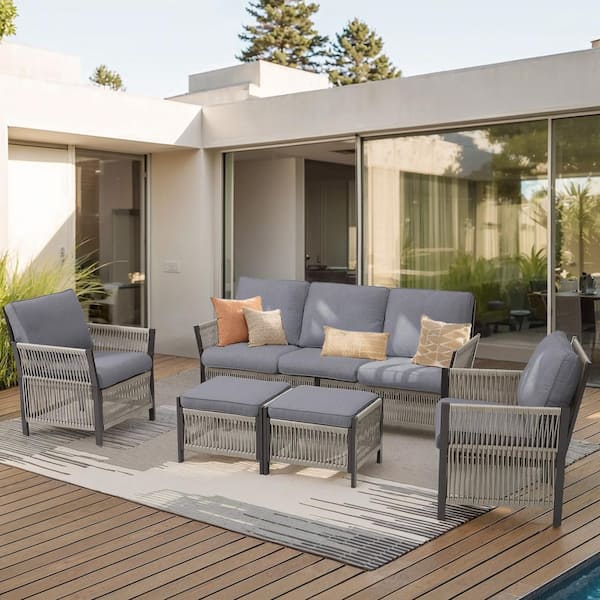 Buenaola Nyajiah 5-Piece Wicker Outdoor Patio Conversation Set with Gray Cushions