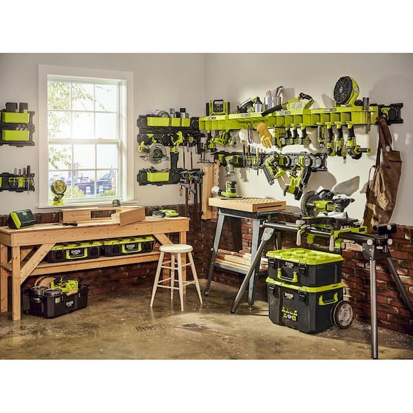 https://images.thdstatic.com/productImages/9b72949a-267b-48ff-9d20-56213bc5f061/svn/ryobi-green-ryobi-wall-mounted-cabinets-stm401-2-fa_600.jpg