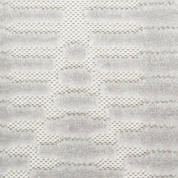 5 ft. x 7 ft. Gray Geometric Area Rug