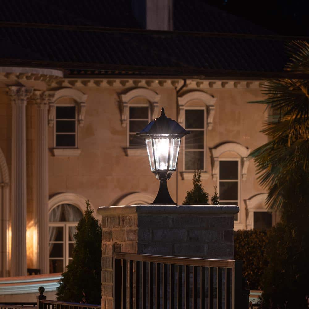 Black Cast Aluminum Solar LED Outdoor Lamp Post Light