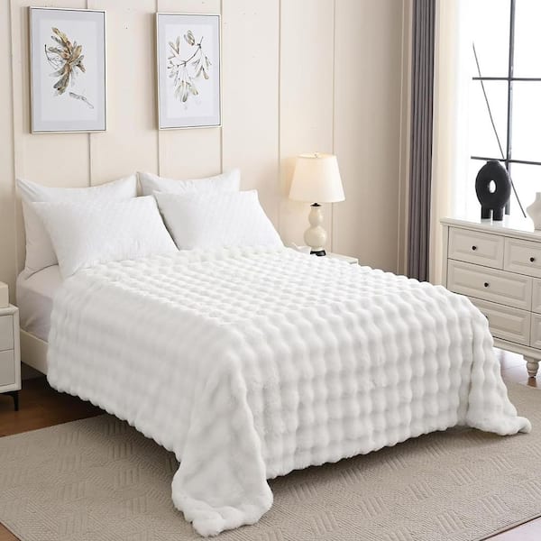 ILTB White Faux Fur 90 in. x 108 in. Soft Cozy Fuzzy Throw Blanket for Couch