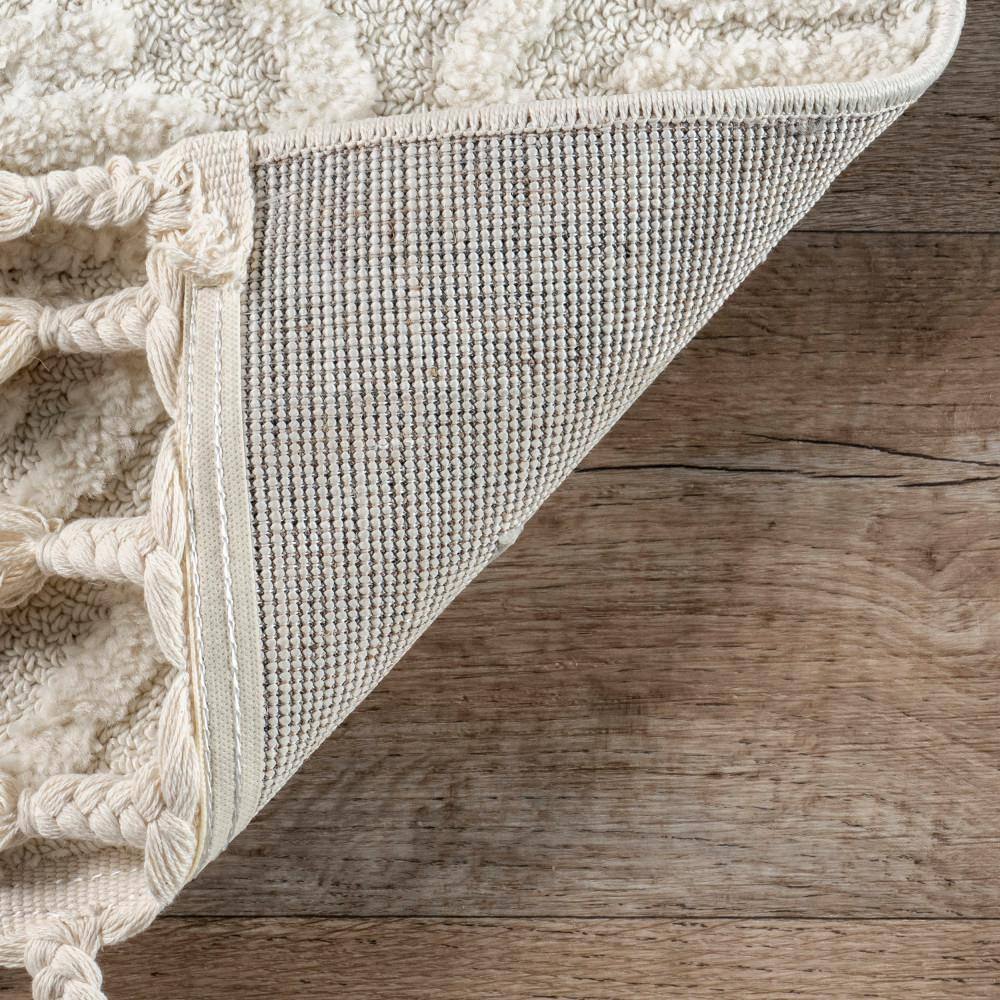Ivory Diamond Pattern Synthetic Rectangular Area Rug