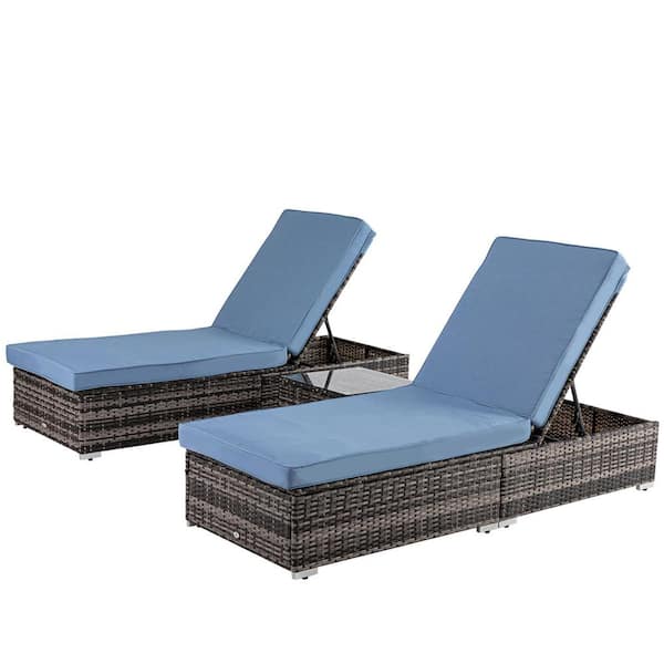 PATIOGUARDER 3-Pieces Wicker Outdoor Chaise Lounger Double with Blue Cushions and End Table