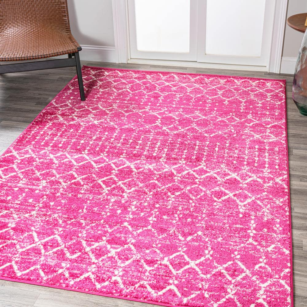 8' x 10' Fuchsia and Ivory Synthetic Moroccan Trellis Area Rug