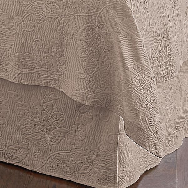 The Company Store Putnam Matelasse 14 in. Dune Cotton Full Bed Skirt