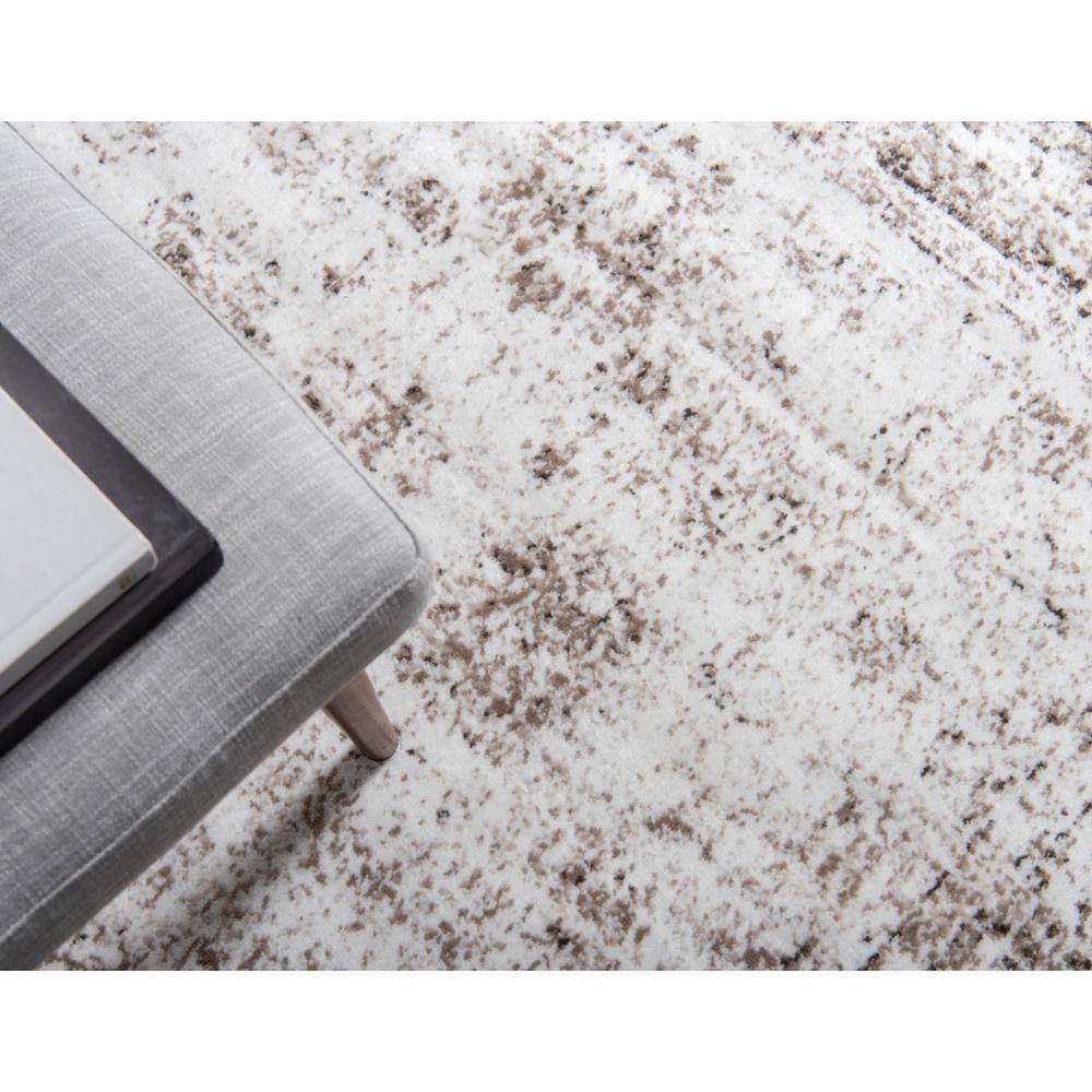 Ivory Elegance 8'x10' Rectangular Synthetic Rug