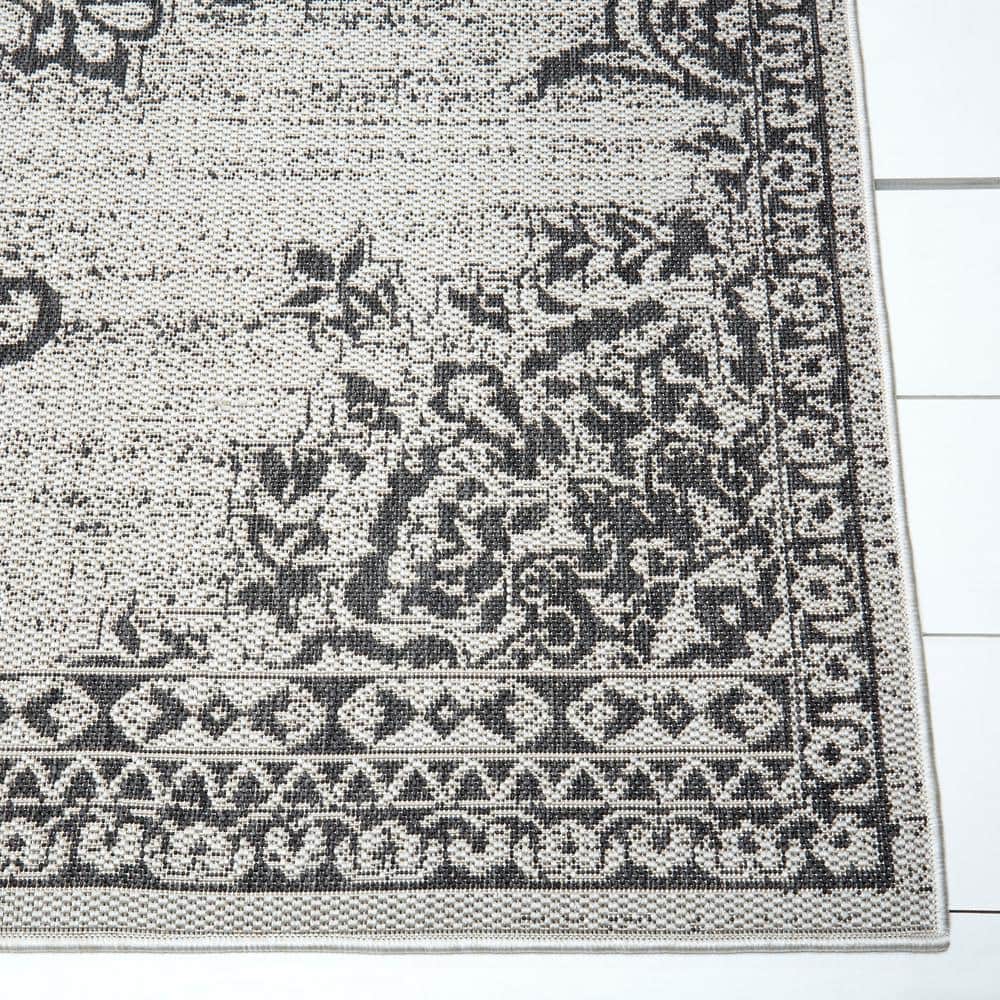 Gray and Black Medallion Synthetic Indoor/Outdoor Area Rug