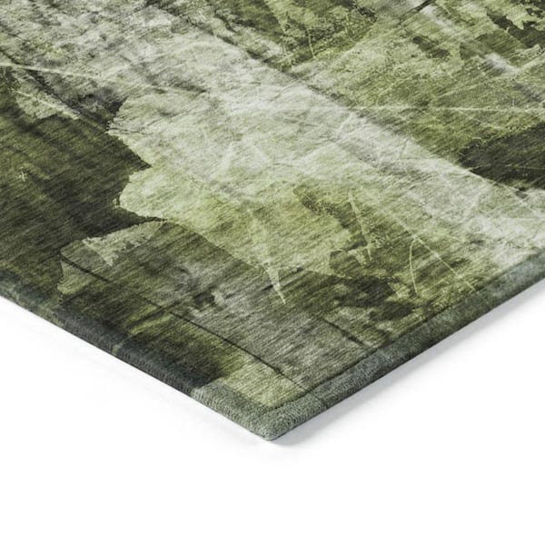 Green 8 ft. x 10 ft. Woven Floral Rectangle Indoor/Outdoor Area Rug
