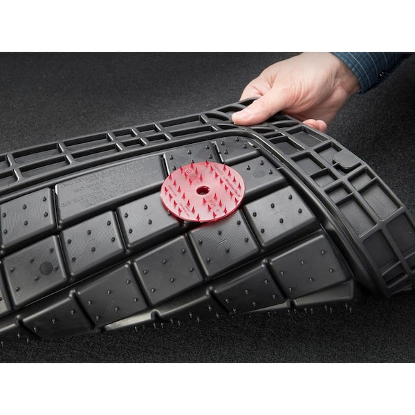 https://images.thdstatic.com/productImages/9bbcf8ce-5c8e-4eef-bc73-9aed57d048f4/svn/blacks-weathertech-floor-mats-11avmsbhd-1f_600.jpg