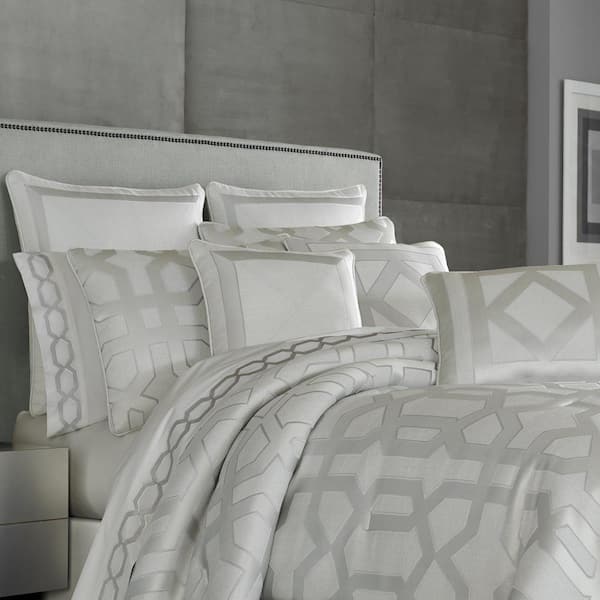 Five Queens Court Dominique 4 Piece Comforter Set, King - Lavender