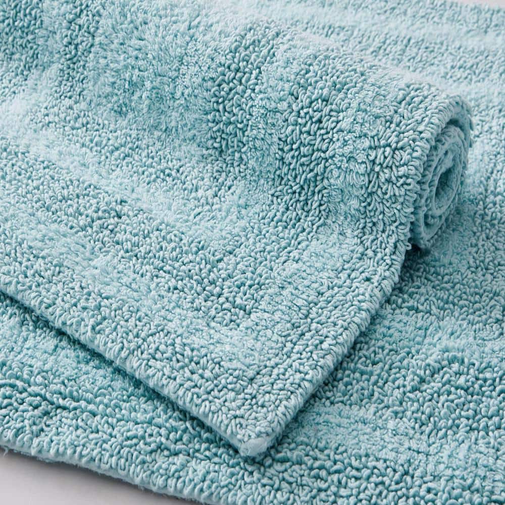 Logan Sea Blue Cotton 2-Piece Machine-Washable Bath Rug Set