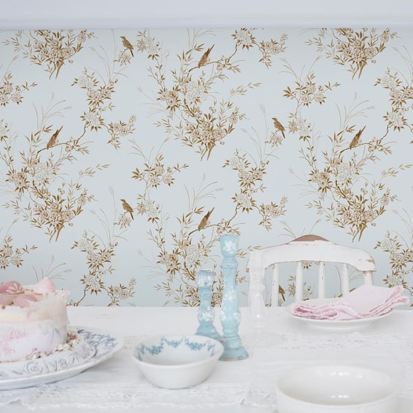 Rachel Ashwell Bird Chinoiserie Gold Wallpaper