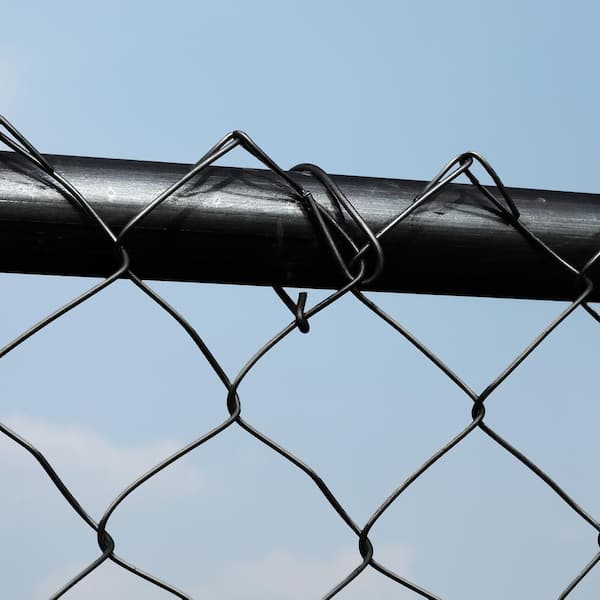 ALEKO Galvanized Steel Chain Link Fence - Complete Kit - 4x50 ft. - 9.5 AW Gauge - Black