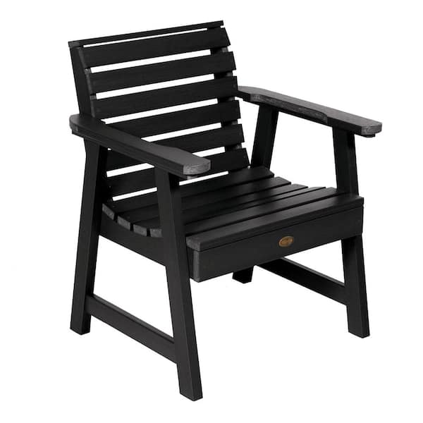 Highwood Glennville Black Stationary Plastic Outdoor Lounge Chair